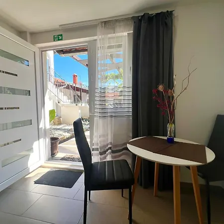 Azzurro Mare Apartment