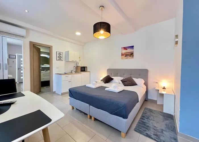 Apartment Azzurro Mare Pula