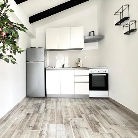 Azzurro Mare Apartman Pula