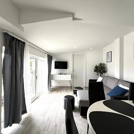 Apartman Azzurro Mare Pula